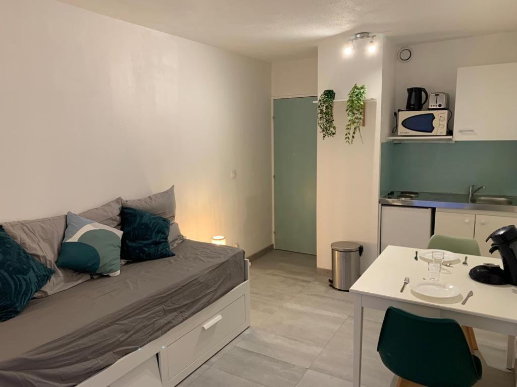 Appartement Tout Equipe A 6 Minutes De La Gare St Charles Марсель Экстерьер фото